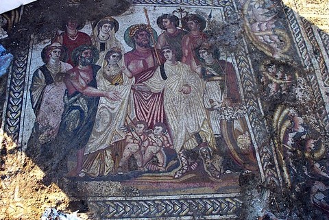 Mosaico de las Bodas de Cadmio y Harmonía (La Malena, Azuara)