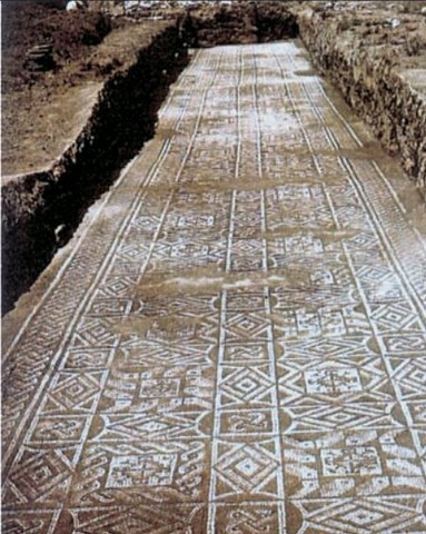 Mosaico del peristilo (Loma del Regadío, Urrea de Gaén)